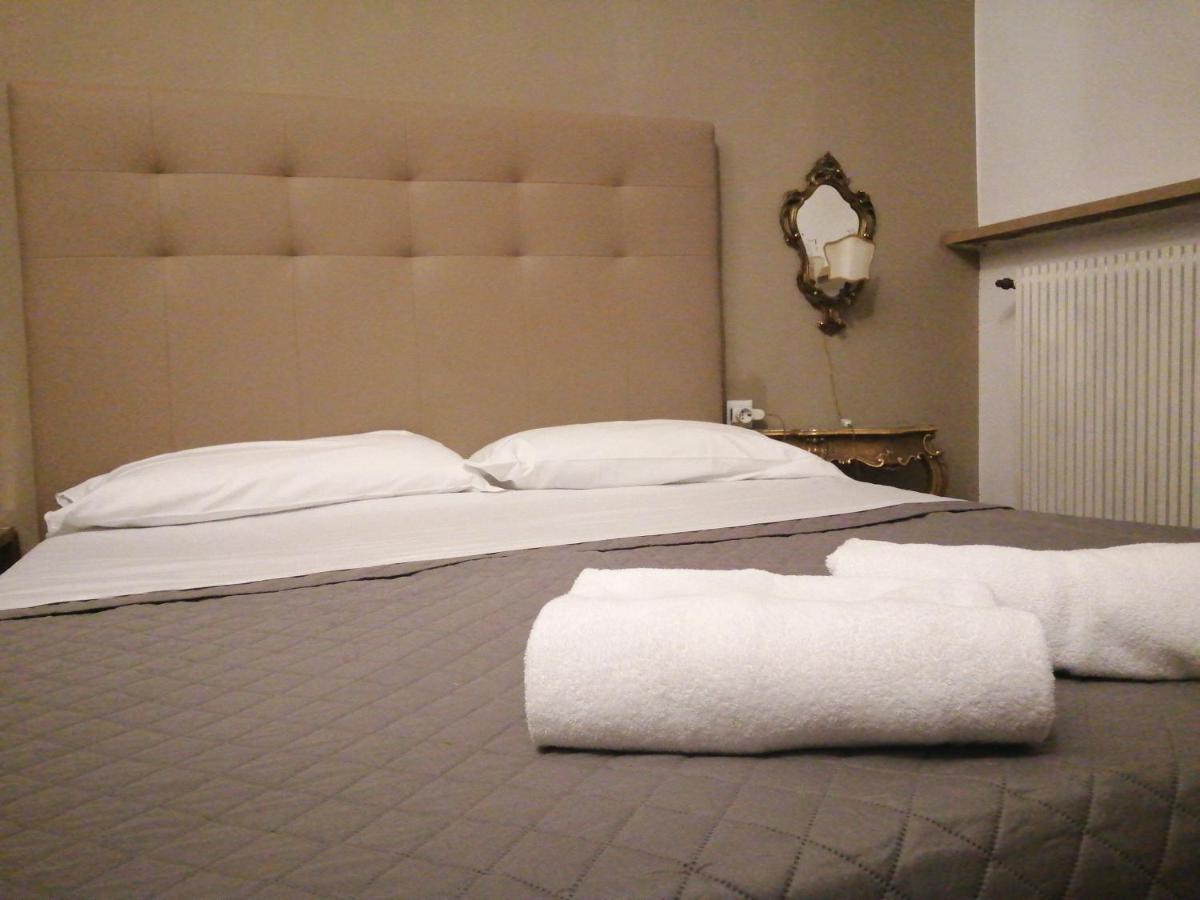 Bellaria Bed & Breakfast Voghera Eksteriør bilde